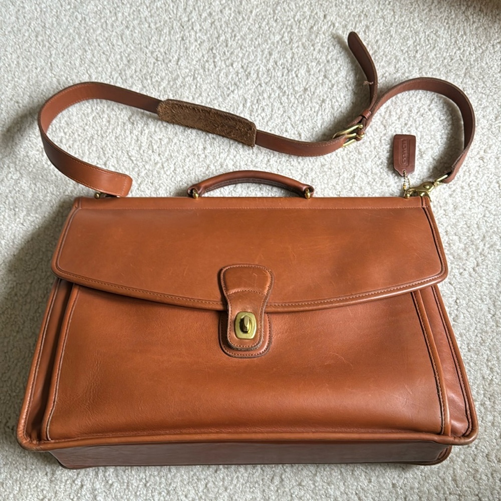 Vintage Authentic Coach brief bag!
